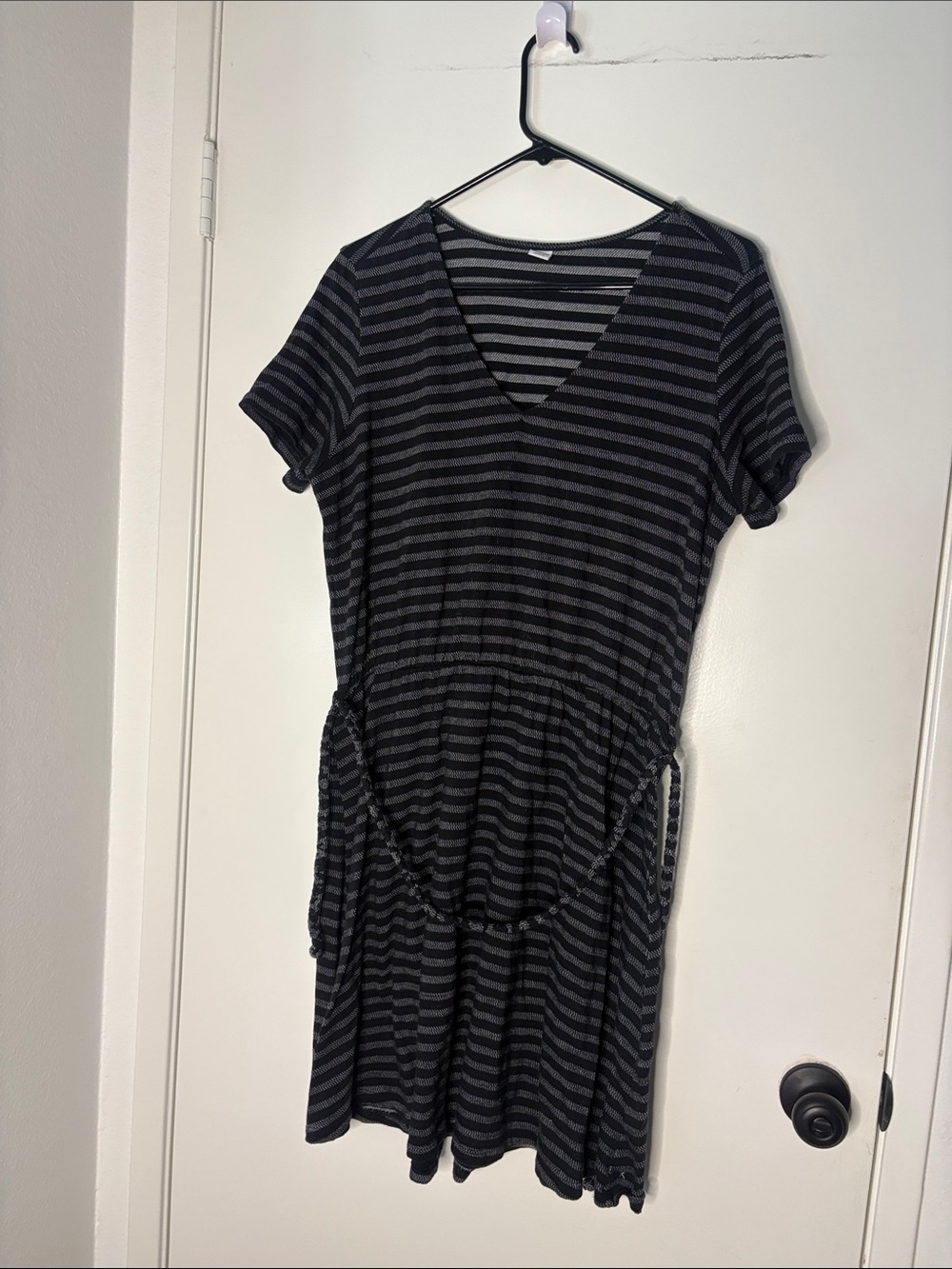 Old Navy Black & Gray Striped V-Neck Short Sleeve Mini Dress with Side Ties